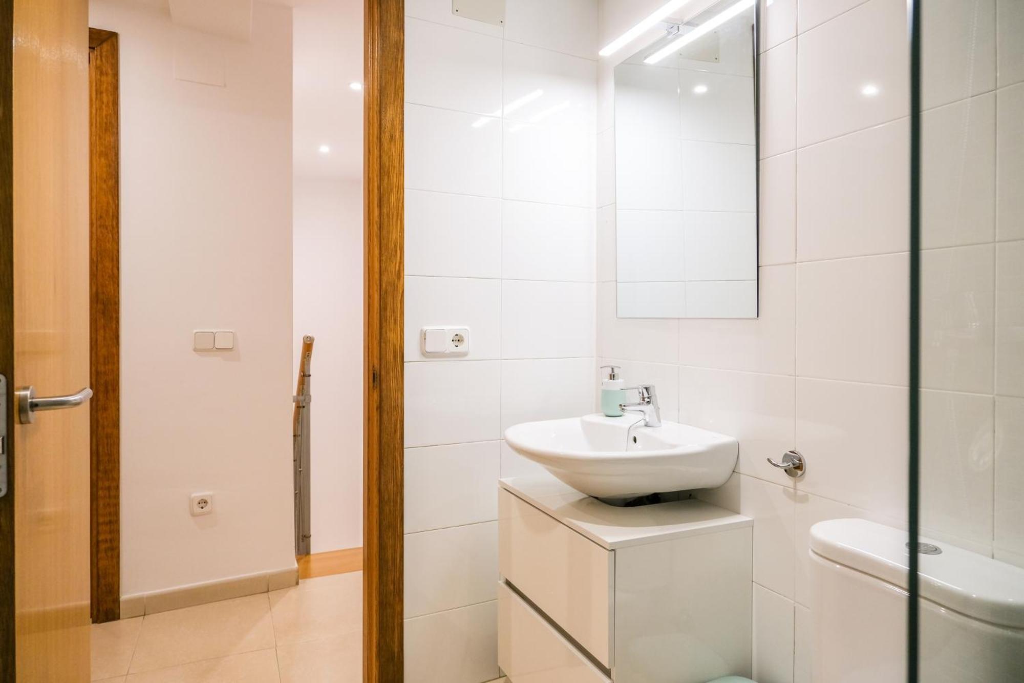 Apartament Ca Leudald 1 Descubre Besalu En Familia Zewnętrze zdjęcie